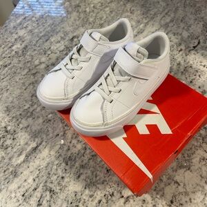 Nike Kids White Court Borough Low Recraft Shoes